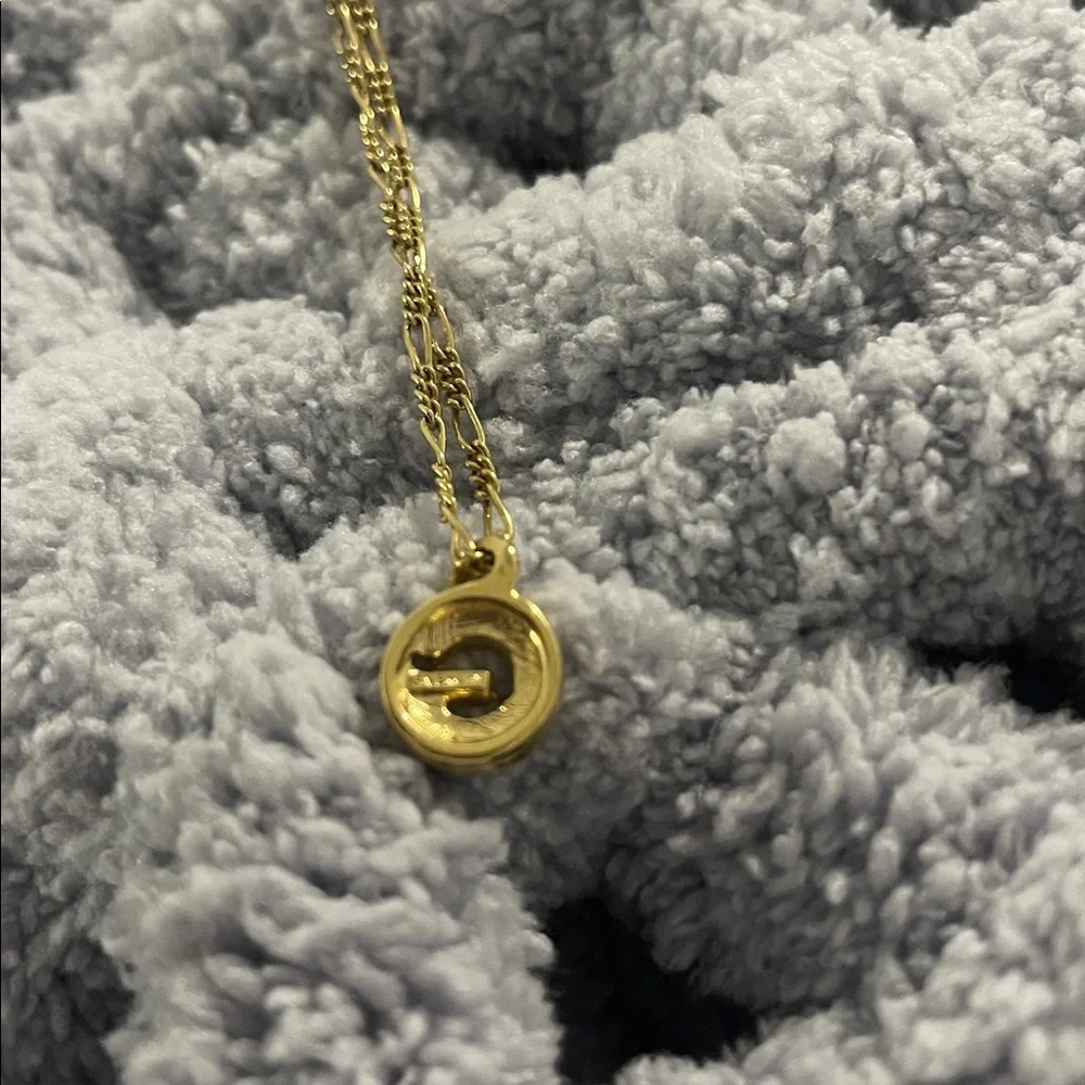EUC Givenchy Gold Chain Necklace with Pendant
